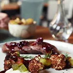 Folga - Hotel, Restauracja, Browar, Alojamento de Acomodação e Pequeno-almoço 4*