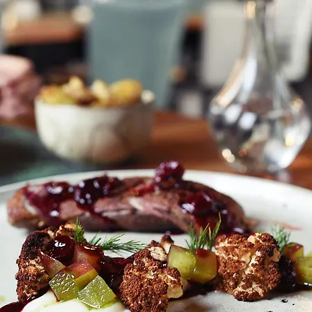 Folga - Hotel, Restauracja, Browar, Frühstückspension 4*