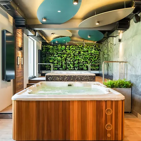 Folga - Hotel, Restauracja, Browar, 4*