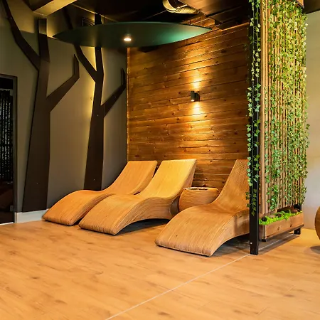 Folga - Hotel, Restauracja, Browar, 4*