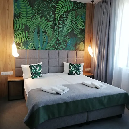 Folga - Hotel, Restauracja, Browar, Frühstückspension