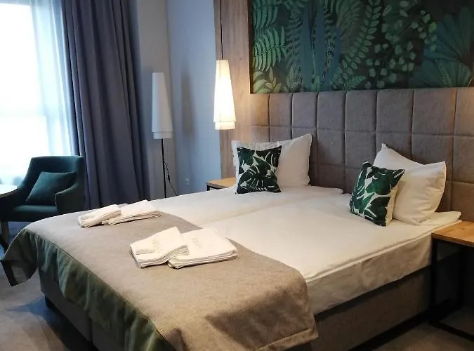 Folga - Hotel, Restauracja, Browar, Alojamento de Acomodação e Pequeno-almoço 4*