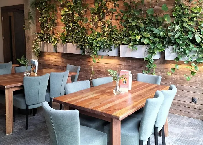 Alojamento de Acomodação e Pequeno-almoço Folga - Hotel, Restauracja, Browar, 4*