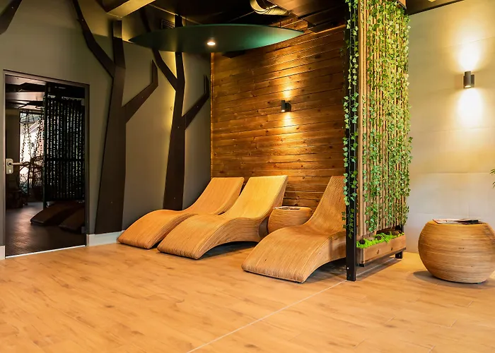 Folga - Hotel, Restauracja, Browar, 4*