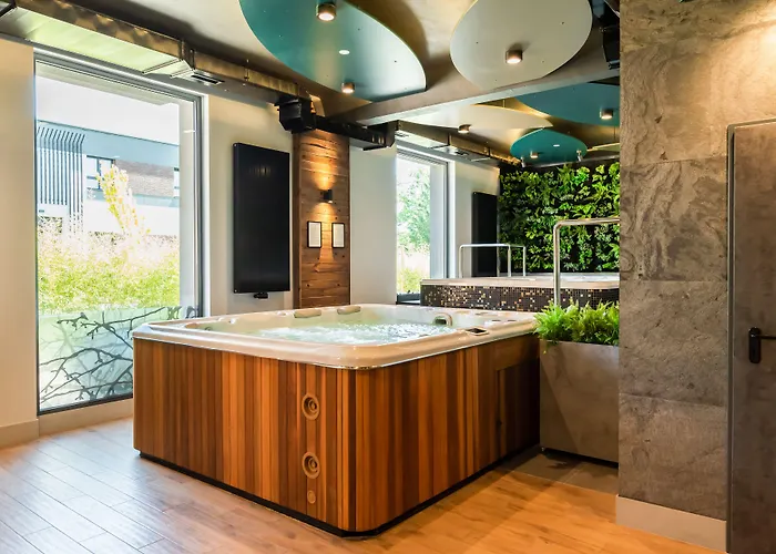 Alojamento de Acomodação e Pequeno-almoço Folga - Hotel, Restauracja, Browar, 4*