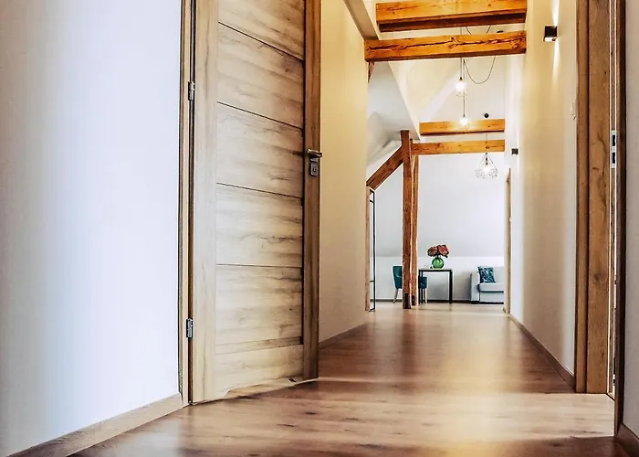 Folga - Hotel, Restauracja, Browar, Alojamento de Acomodação e Pequeno-almoço 4*